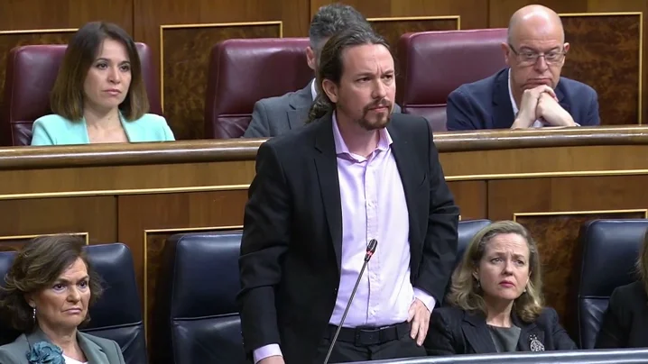 Tenso rifirrafe entre Iglesias y Prohens en el Congreso: "Que estemos hablando de niñas prostituidas y ustedes se descojonen dice mucho de su nivel moral"