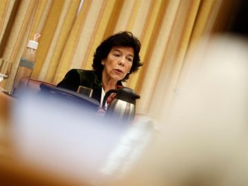 Isabel Celaá comparece en la Comisión de Educación Isabel Celaá comparece en la Comisión de Educación