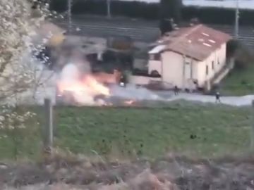 Imagen del lugar donde se ha estrellado la avioneta Imagen del lugar donde se ha estrellado la avioneta