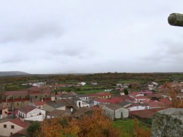 Así es Barruecopardo, el pequeño pueblo que se ha salvado de formar parte de la España vaciada gracias a un fondo buitre Así es Barruecopardo, el pequeño pueblo que se ha salvado de formar parte de la España vaciada gracias a un fondo buitre