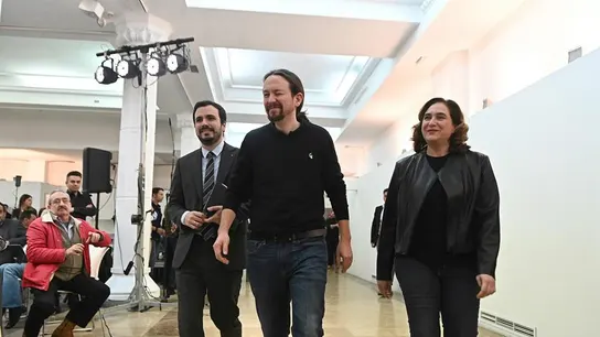 Alberto Garzón, Pablo Iglesias y Ada Colau Alberto Garzón, Pablo Iglesias y Ada Colau en la reunión confederal de Unidas Podemos