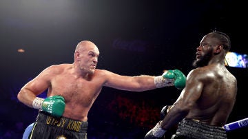 Tyson Fury frente a Deontar Wilder