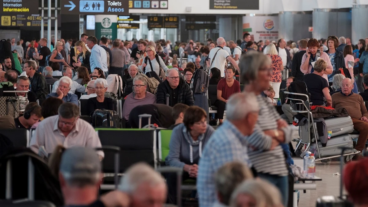 Pasajeros en los aeropuertos canarios