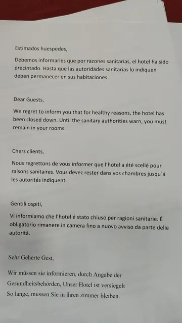 La hoja que han recibido los clientes del hotel puestos en cuarentena en Tenerife