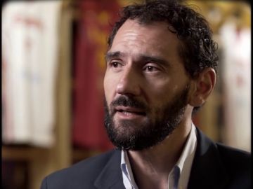 Jorge Garbajosa narra la épica victoria de la selección de baloncesto en Japón en 2006: "Me lo pasé bomba y lo más difícil en una final es divertirse" Jorge Garbajosa narra la épica victoria de la selección de baloncesto en Japón en 2006: "Me lo pasé bomba y lo más difícil en una final es divertirse"