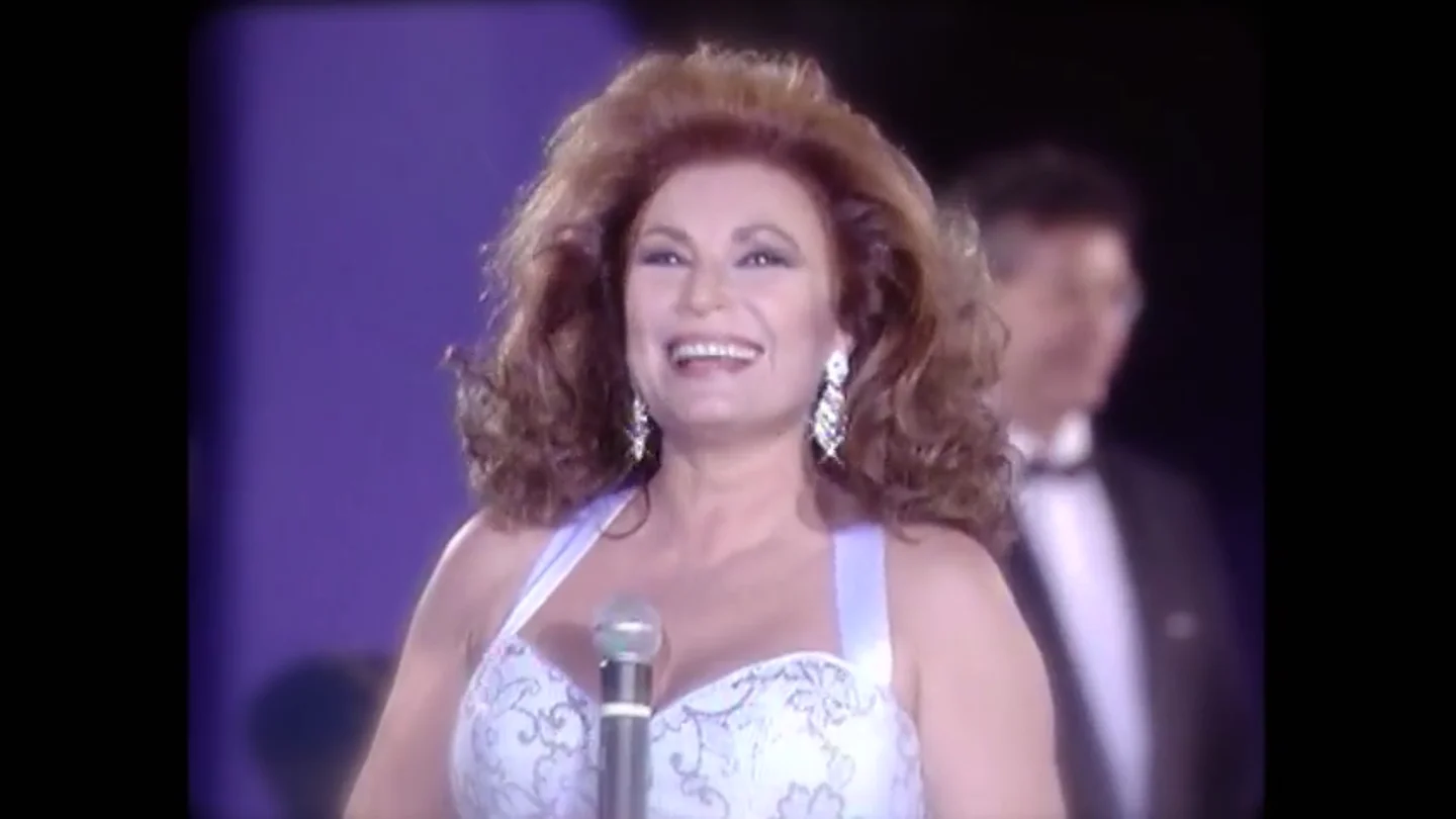 En 2006 se apagó una de las mejores voces de la música: murió Rocío Jurado, la más grande. En 2006 se apagó una de las mejores voces de la música: murió Rocío Jurado, la más grande.