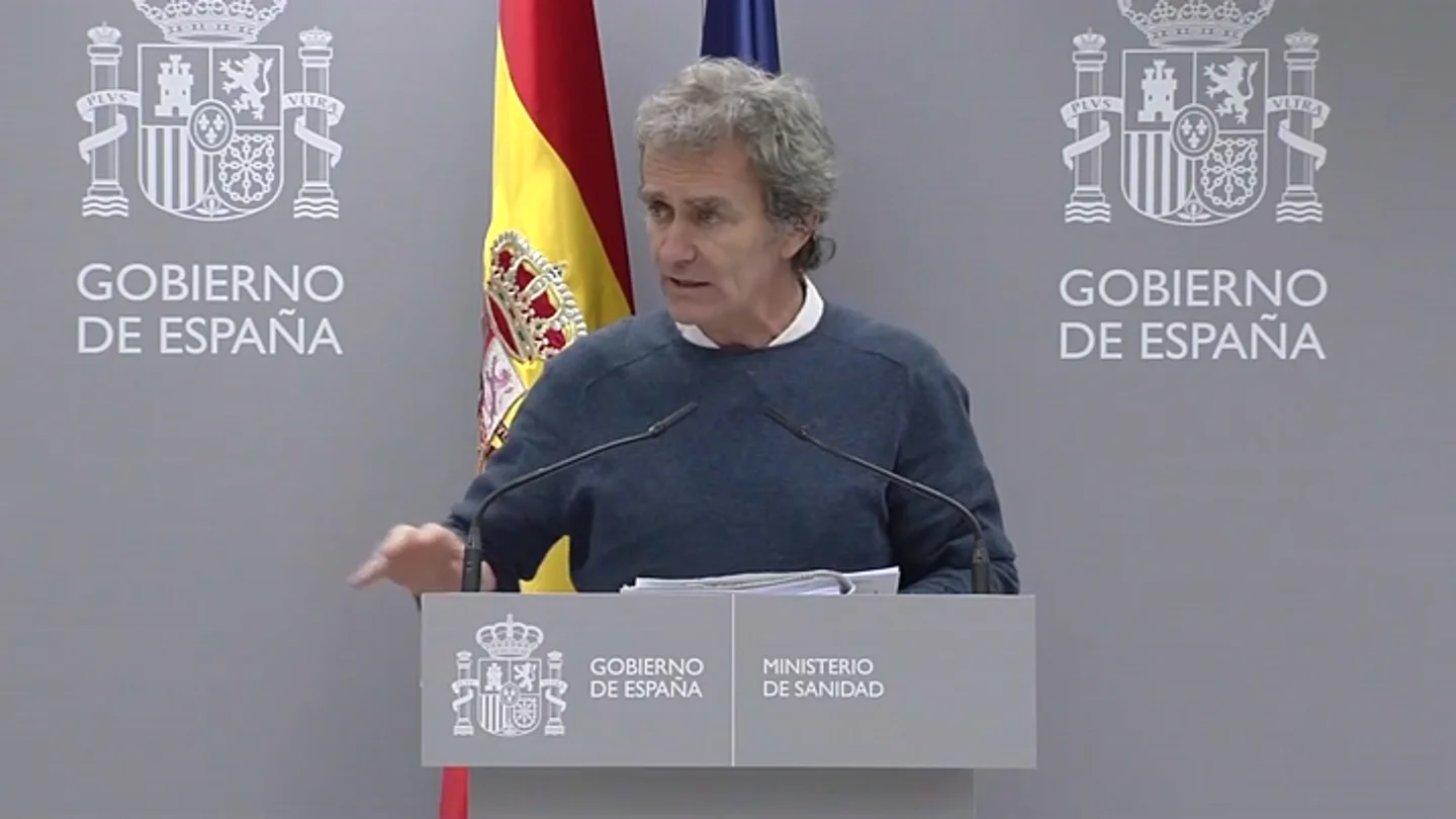 Fernando Simón, sobre las medidas en las residencias de ancianos por coronavirus: "Los centros de día no se tienen que cerrar" Fernando Simón, sobre las medidas en las residencias de ancianos por coronavirus: "Los centros de día no se tienen que cerrar"