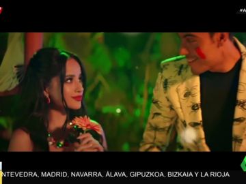 Carlos Rivera "pierde la cabeza" junto a Becky G en uno de los éxitos que protagonizan su final de gira Carlos Rivera "pierde la cabeza" junto a Becky G en uno de los éxitos que protagonizan su final de gira