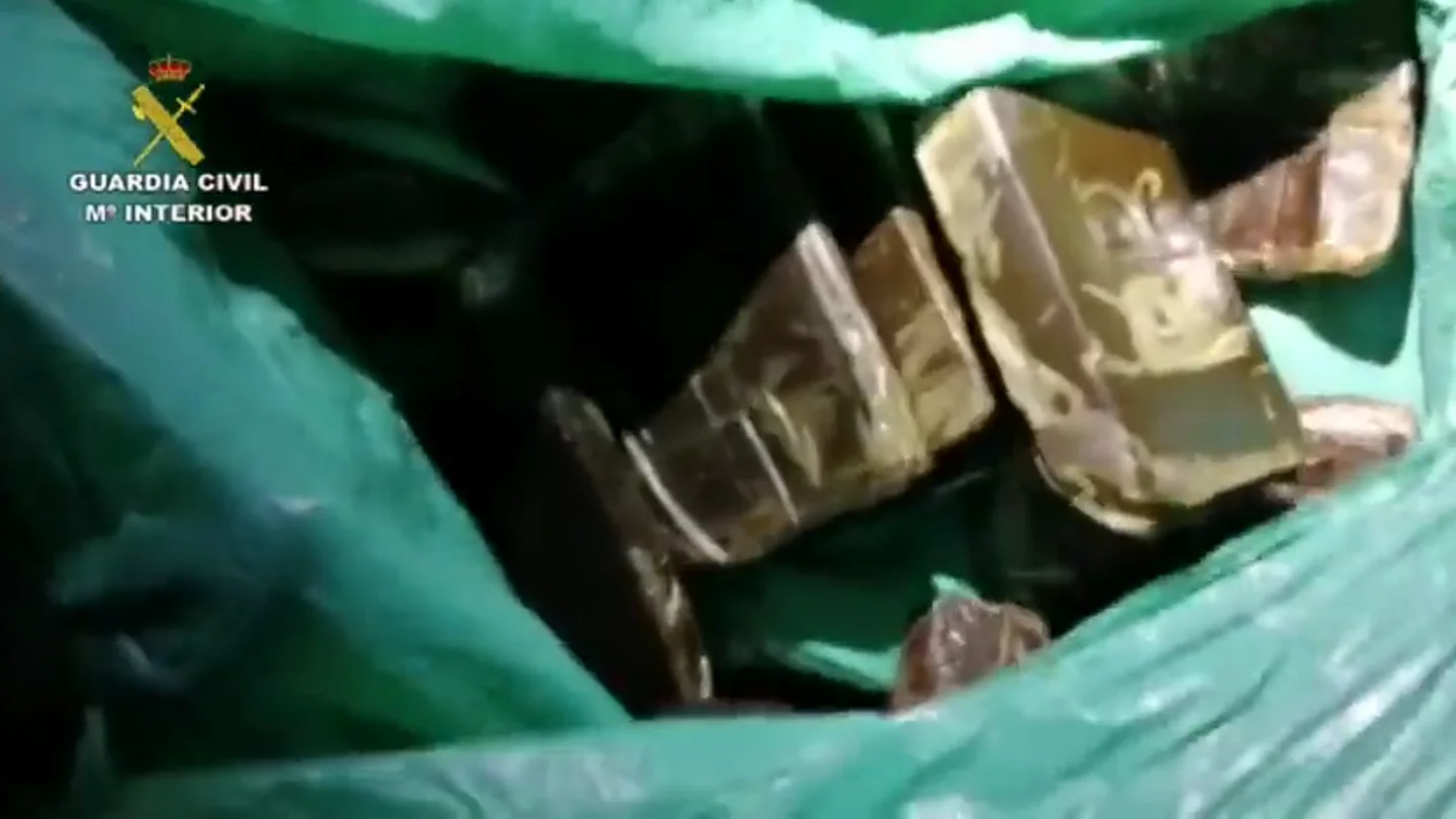 Desarticulado un clan que traficaba con droga y tabaco de contrabando en Cádiz Desarticulado un clan que traficaba con droga y tabaco de contrabando en Cádiz