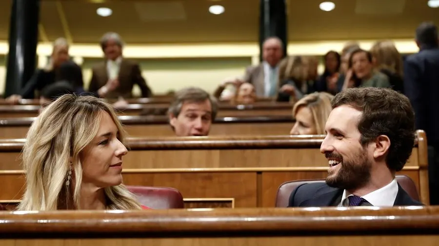 Pablo Casado y Cayetana Álvarez de Toledo en el Congreso