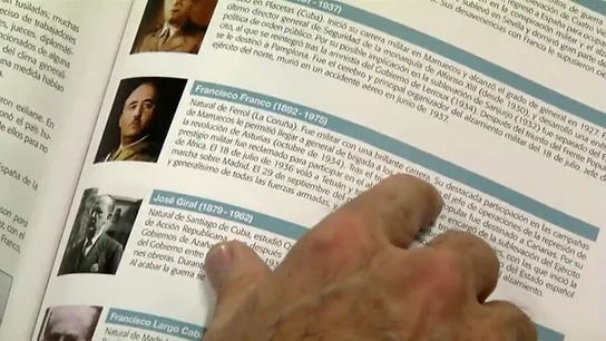 El ocultamiento y las alabanzas al franquismo en libros escolares: "Franco tuvo una brillante carrera" El ocultamiento y las alabanzas al franquismo en libros escolares: "Franco tuvo una brillante carrera"