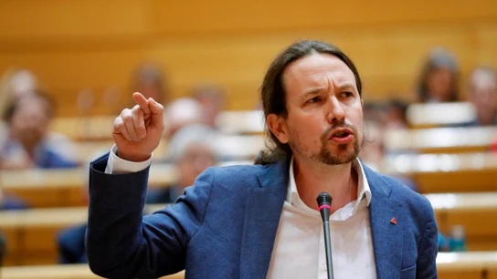 Pablo Iglesias, durante una sesión de control al gobierno en el Senado Pablo Iglesias, durante una sesión de control al gobierno en el Senado