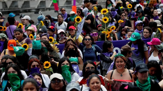 Miles de mujeres participan en la marcha del Día Internacional de la mujer en Guatemala Miles de mujeres participan en la marcha del Día Internacional de la mujer en Guatemala