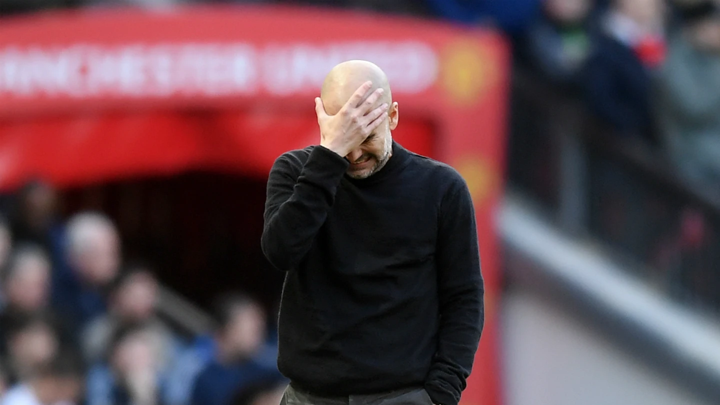 Pep Guardiola se lamenta Pep Guardiola se lamenta