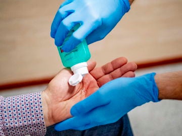Desinfectante como prevención contra el coronavirus Desinfectante como prevención contra el coronavirus