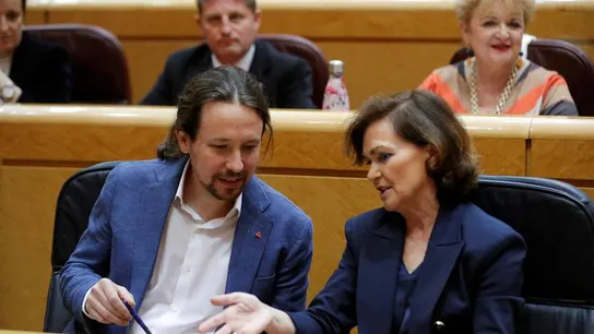 Pablo Iglesias y Carmen Calvo en el Congreso Pablo Iglesias y Carmen Calvo en el Congreso