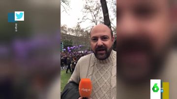 "¿Coronavirus?, ¡eso no existe!, yo doy besos y abrazos a todos": la confesión de un hombre en plena manifestación del 8M