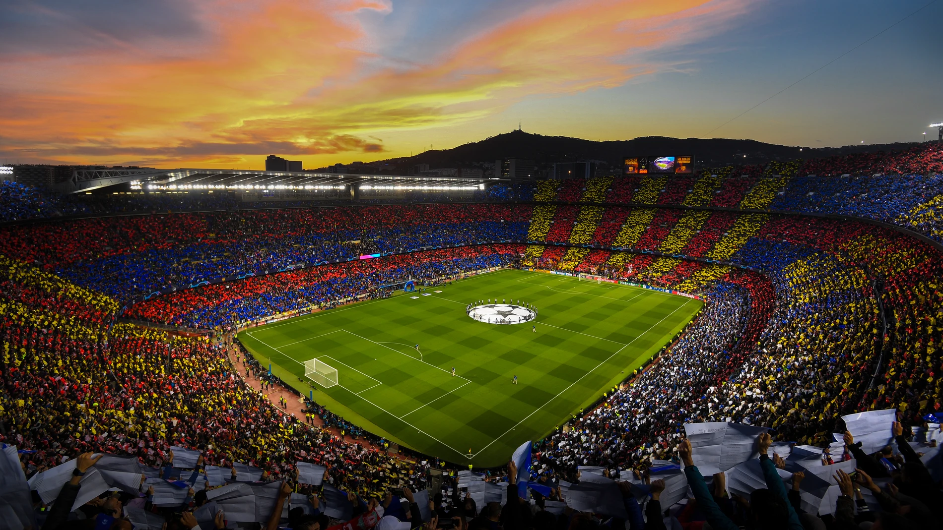 El Camp Nou en un encuentro de la Champions League