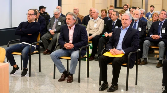Los acusados Álvaro Pérez "El Bigotes" (i), Francisco Correa (c) y Pablo Crespo Los acusados Álvaro Pérez "El Bigotes" (i), Francisco Correa (c) y Pablo Crespo