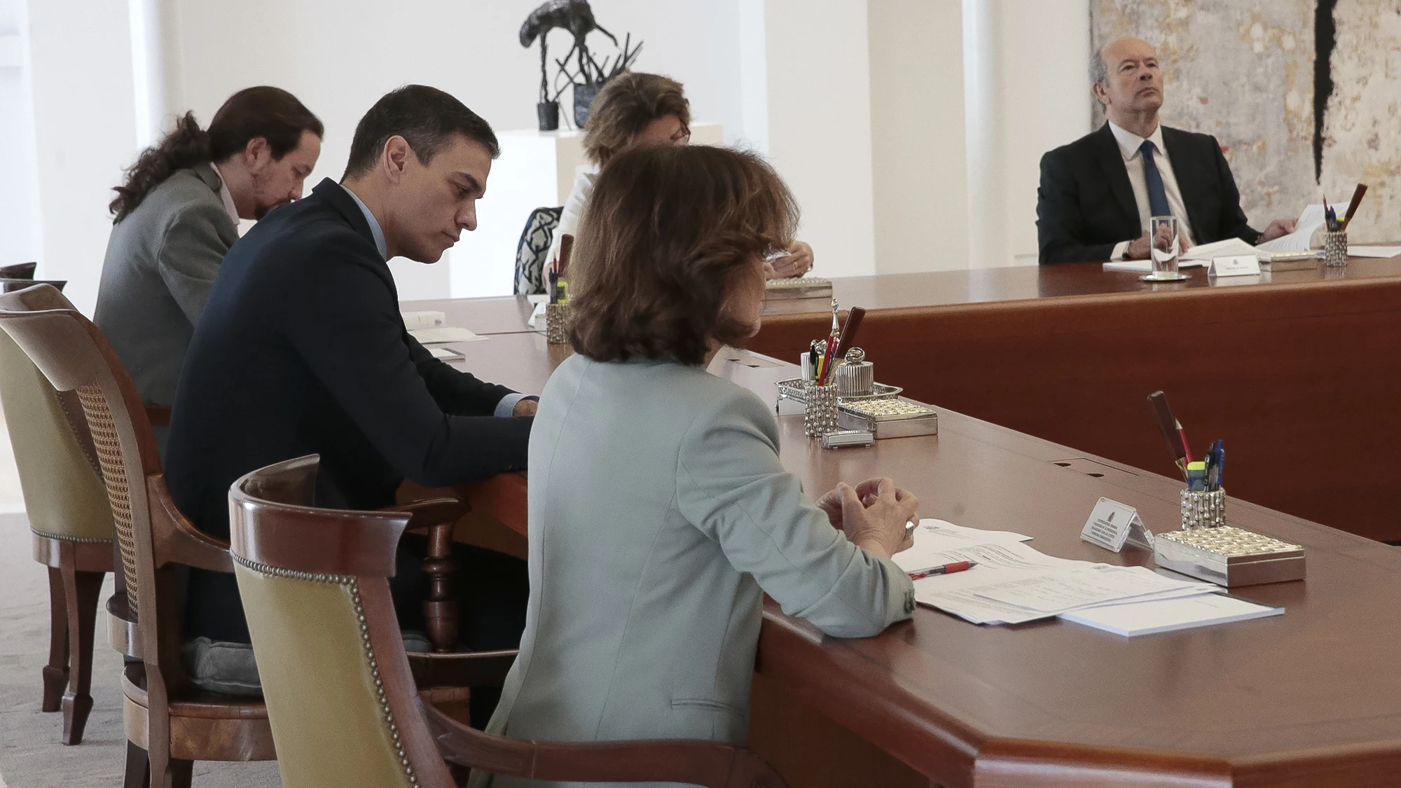 Pedro Sánchez, durante el Consejo de Ministros Extraordinario de este sábado en el Palacio de la Moncloa