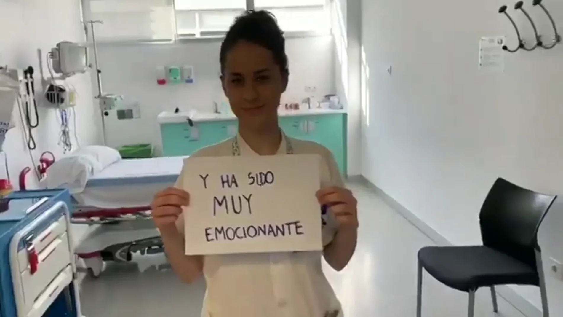 "Estamos juntos en esto y estamos dispuesto a darlo todo": la reacción de los sanitarios al aplauso de los españoles 