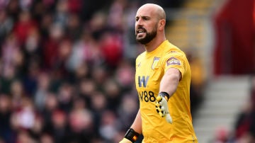 Pepe Reina, con el Aston Villa