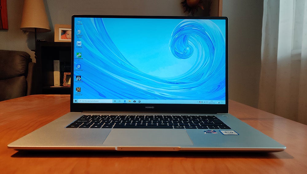 Probamos el Huawei MateBook D15, potencia en un cuerpo delgado y liviano