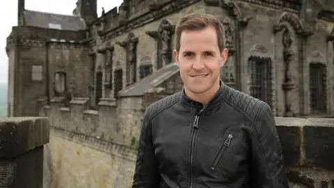 Secrets of Great British Castles - Netflix Secrets of Great British Castles - Netflix