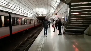 Metro de Bilbao a primera hora de este martes