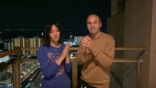 Andrés Iniesta y su mujer, Ana.