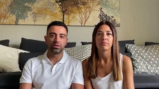 Xavi Hernández y su mujer Núria Cunillera donan un millón de euros para luchar contra el coronavirus Xavi Hernández y su mujer Núria Cunillera donan un millón de euros para luchar contra el coronavirus