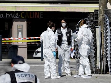 Al menos dos muertos en un ataque con cuchillo en el este de Francia Al menos dos muertos en un ataque con cuchillo en el este de Francia