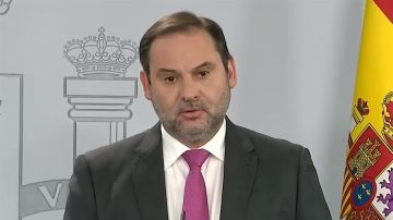 El ministro de Transportes, Movilidad y Agenda Urbana, José Luis Ábalos, durante la rueda de prensa