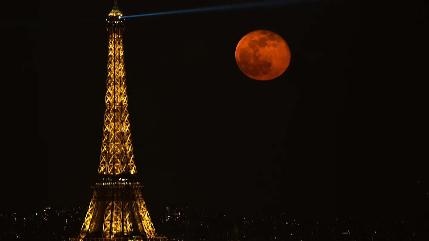 Superluna de abril: primera luna llena de la primavera Superluna de abril: primera luna llena de la primavera