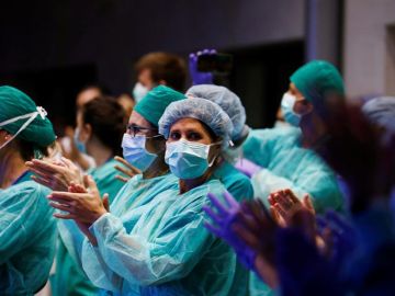 Médicos durante la crisis del coronavirus Médicos durante la crisis del coronavirus