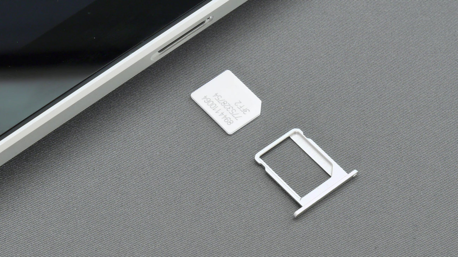 Cómo utilizar dos líneas móviles en un iPhone