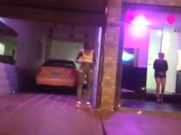 Mujeres ejerciendo la prostitución Mujeres ejerciendo la prostitución
