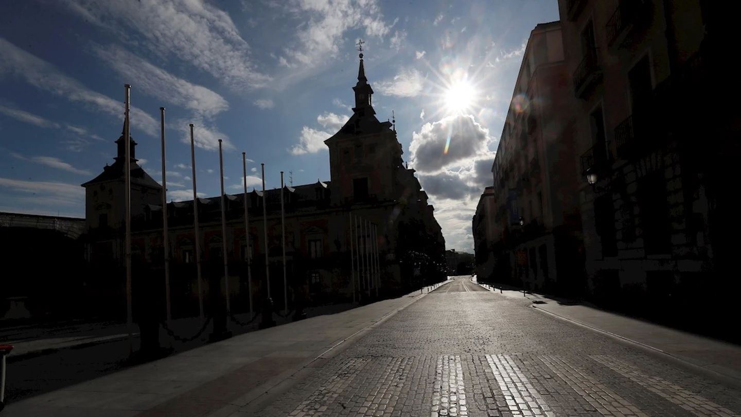 Vista de la Plaza de la Villa de Madrid Vista de la Plaza de la Villa de Madrid