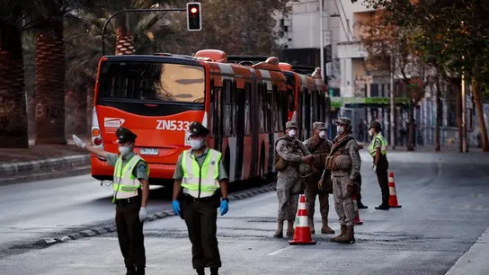 Chile se encuentra bajo el estado de excepción por catástrofe Chile se encuentra bajo el estado de excepción por catástrofe
