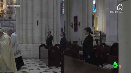 De marcharse de una reunión de presidentes para ir a misa a dar pizza a los niños: las hazañas de Ayuso para combatir el coronavirus De marcharse de una reunión de presidentes para ir a misa a dar pizza a los niños: las hazañas de Ayuso para combatir el coronavirus