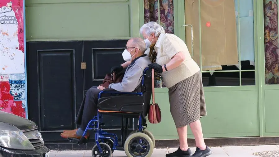 Una pareja de mayores