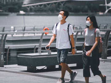 Paseando con mascarilla