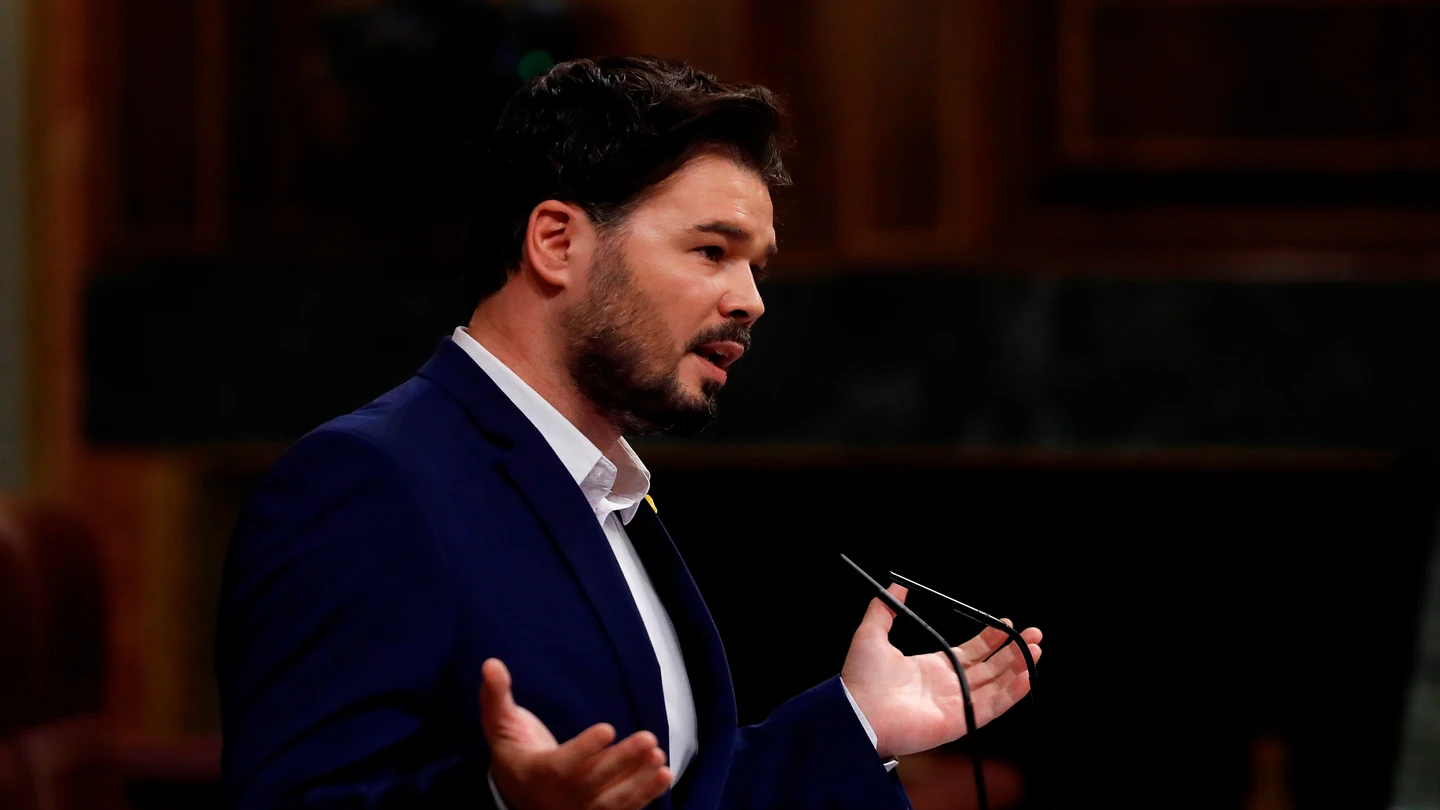 El diputado de ERC Gabriel Rufián durante su intervención en el pleno del Congreso este El diputado de ERC Gabriel Rufián durante su intervención en el pleno del Congreso este