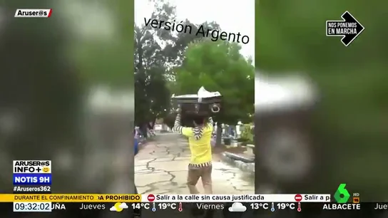 Unos enterradores generan polémica en redes tras recrear el meme de los africanos bailando con un ataúd Unos enterradores generan polémica en redes tras recrear el meme de los africanos bailando con un ataúd