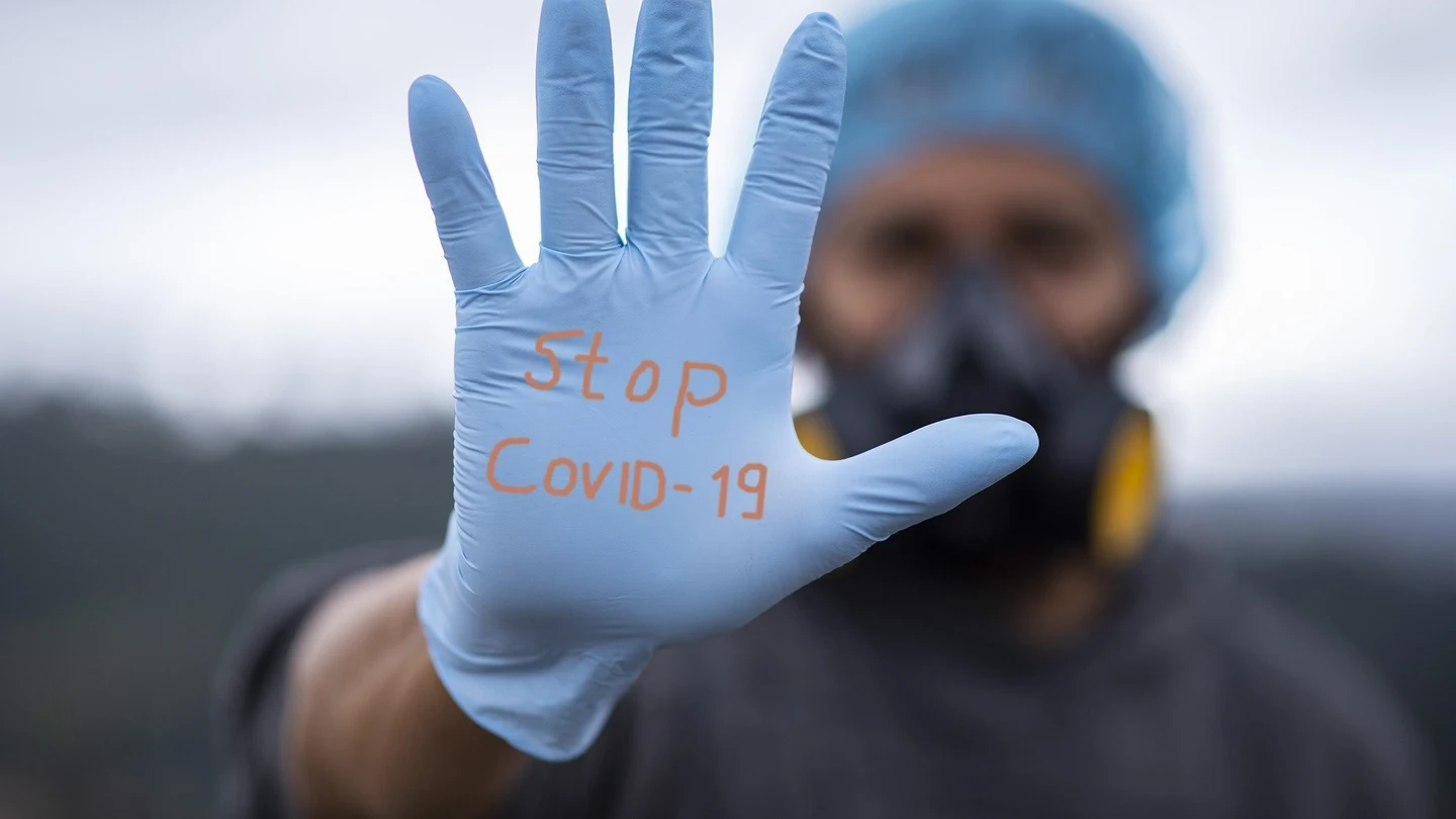 Las cifras de la epidemia han cambiado de tendencia tras una semana de expansión Las cifras de la epidemia han cambiado de tendencia tras una semana de expansión