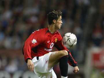 Cristiano Ronaldo, durante su etapa en el Manchester United Cristiano Ronaldo, durante su etapa en el Manchester United