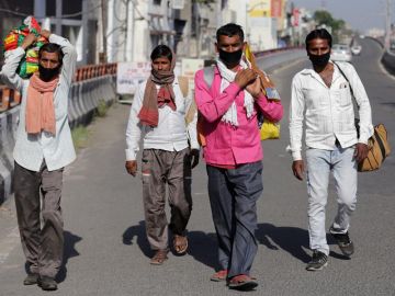 Trabajadores migrantes en India durante la pandemia de coronavirus Trabajadores migrantes en India durante la pandemia de coronavirus