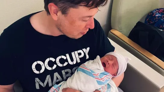 Elon Musk y su hijo, X Æ A-12 Elon Musk y su hijo, X Æ A-12