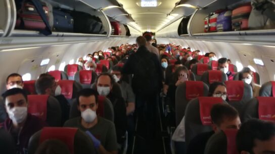 Imagen del interior del vuelo IB3838 Madrid - Las Palmas de GC