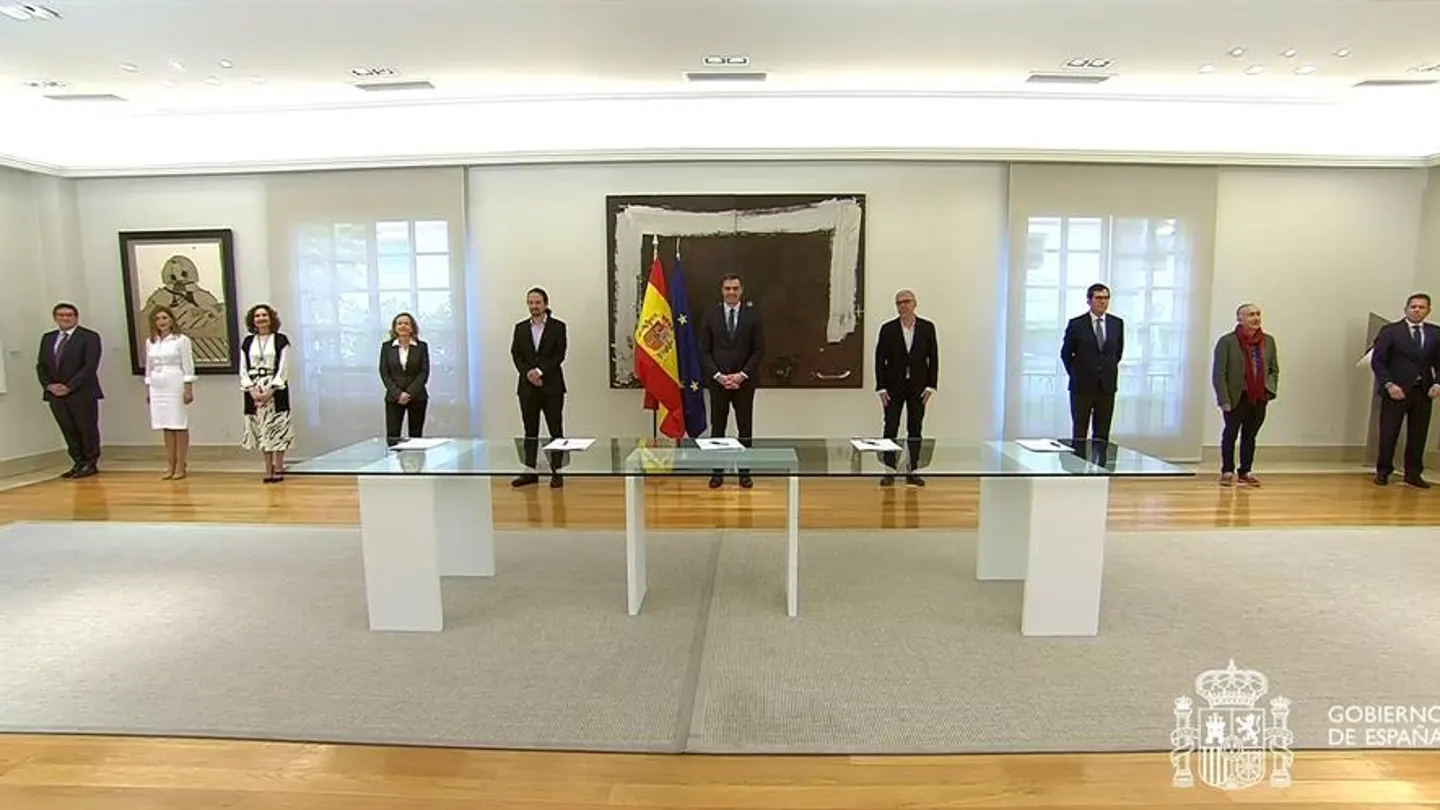 Pedro Sánchez, los líderes de las patronales CEOE y Cepyme y de los sindicatos UGT y CCOO firman pacto para prorrogar los ERTE Pedro Sánchez, los líderes de las patronales CEOE y Cepyme y de los sindicatos UGT y CCOO firman pacto para prorrogar los ERTE